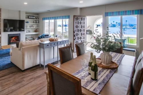 Central Mission Beach Villa | Sunrise on the Bay
