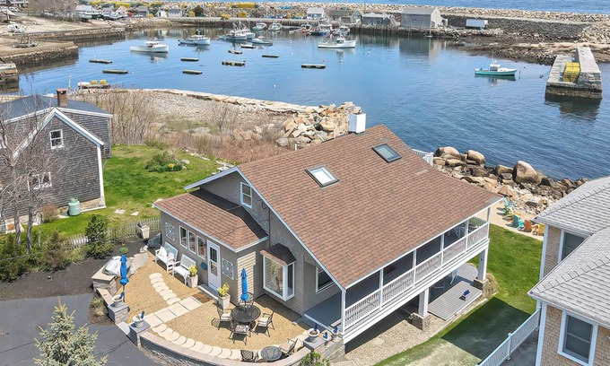 Rockport House | Sunrise on the Cove: Unparalleled Views!