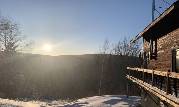 Saint-Julien Ski Chalet | Sunset Peak Chalet