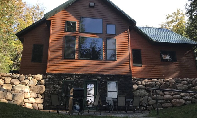 Pickerel Cabin | Sunset Cabin on Pickerel Lake