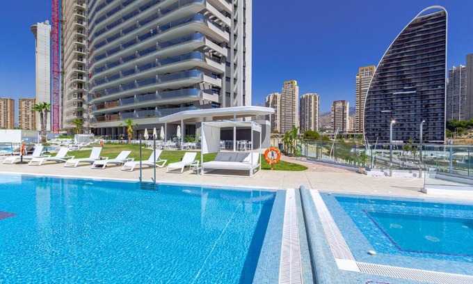Benidorm Apartment | SUNSET CLIFFS sea & sky apartments