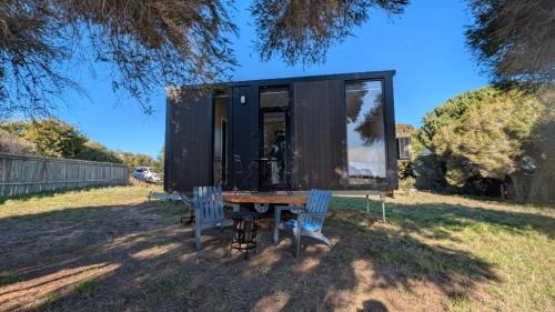 Normanville House | Sunset Glade Retreat by Tiny Away