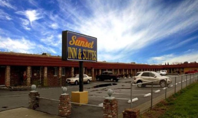 West Sacramento Hotel | Sunset Inn and Suites West Sacramento