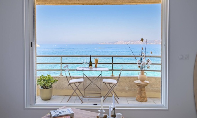 Endoume Apartment | 'Sunset' Loft – breathtaking view in Marseille