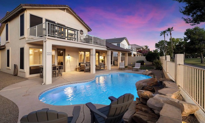 Arrowhead Ranch House | Sunset Oasis: 4 Bed Retreat w/Pool Heating Included! Stunning Golf Course Views