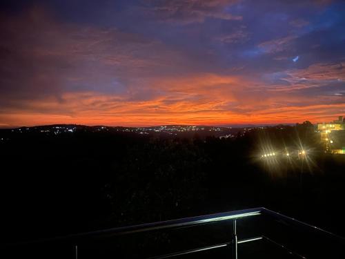 Wai Apartment | Sunset Valley Mahabaleshwar 5 BHK Private Pool