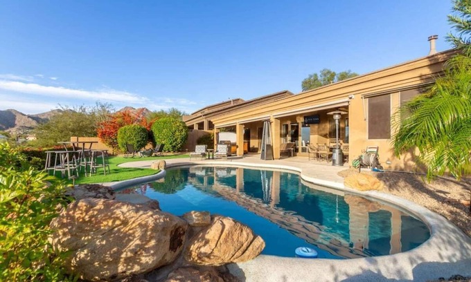 Paloma Paseo House | Sunset View Retreat| Pool| Spa| Amazing Views