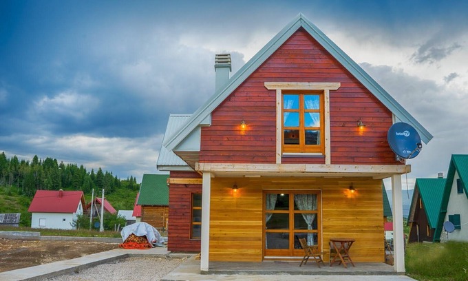 Zabljak Villa | Sunshine Mountain Oasis in City Center of Zabljak