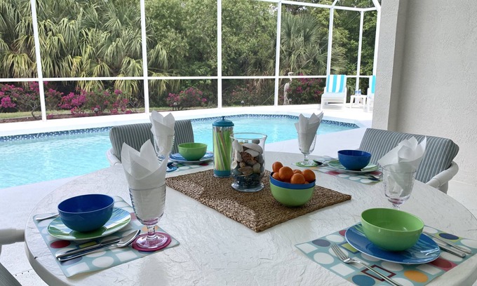 Long Meadow House | * Sunshine, Tranquility, and Timeless Comfort! *