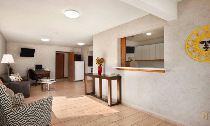 Concordia Hotel | Super 8 by Wyndham Concordia