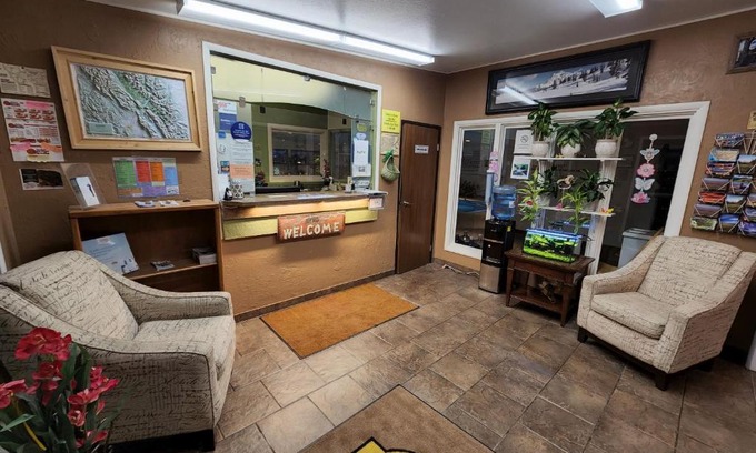 Santa Rita Hotel | Super 8 by Wyndham Cut Bank