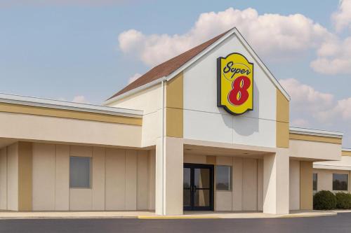 Indianapolis Hotel | Super 8 by Wyndham Indianapolis South