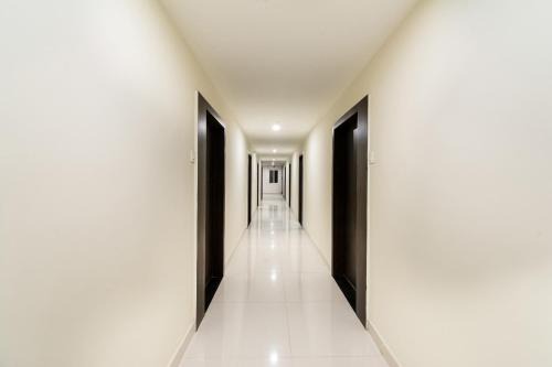 Vijayawada Hotel | Super Hotel O CJ Inn