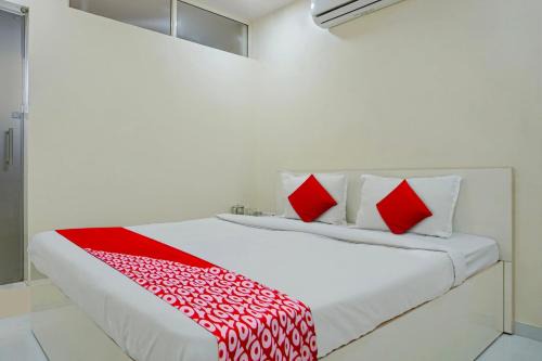 Hadapsar Hotel | Super Hotel O Happy Homely Stay