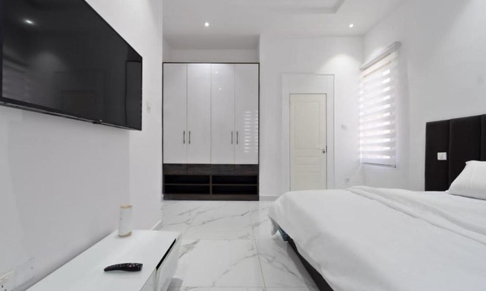 Epetu Apartment | Super Luxury Well Furnished 5 Bedroom Duplex With games and cinema