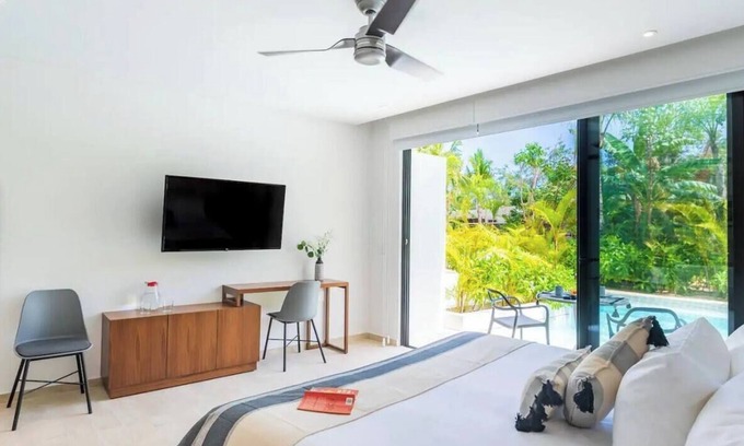 La Veleta Condo | Super Studio Laguna C 106