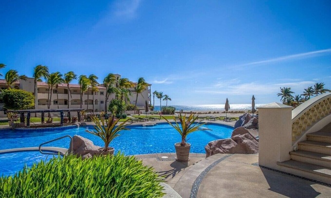 Zona Hotelera Apartment | Superb 3-Bed/3-Bath Luxury San Jose del Cabo Condo