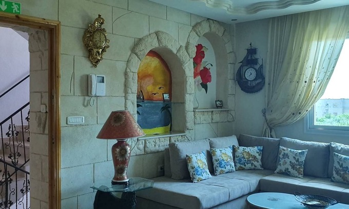 Chott Mariem Apartment | Superb apartment on 2nd floor with sea view