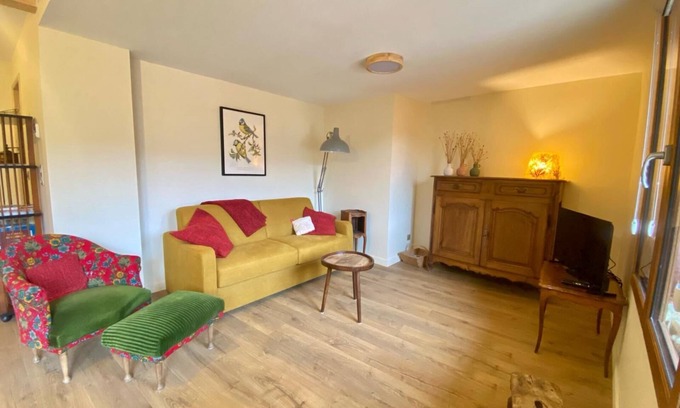 Baratier House | Superb High Alps gîte La Crémesine 130m2 6 people garden large terrace