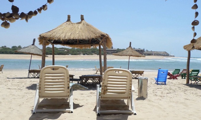 La Somone Villa | SUPERB VILLA 6 PERSONS OR 8 HARBOREE, CONDITIONED ROOMS PRIVATE POOL