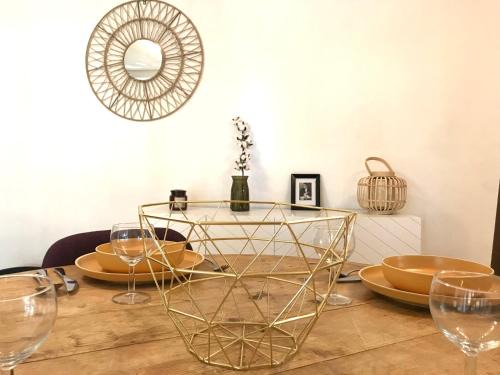 Aix-en-Provence Apartment | Superbe bas de villaIX - Maison Odonata