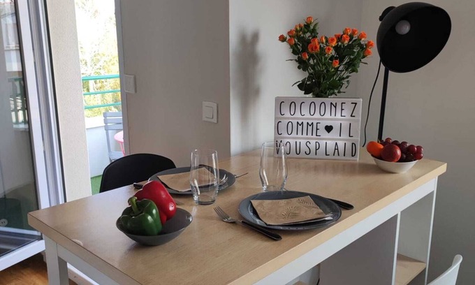 Concarneau Apartment | Superbe studio avec place de parking privative