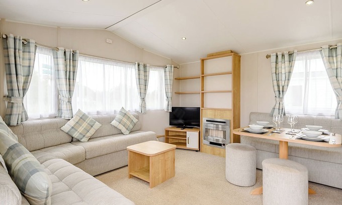 Mablethorpe House | Superior 12ft-wide caravan with two twin with four singles.
