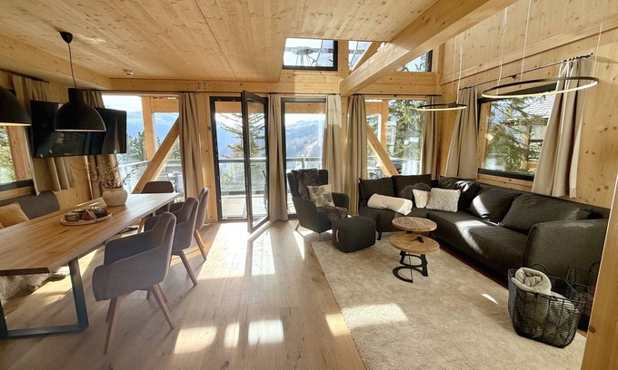 Turracher Hohe Ski Chalet | Superior Chalet # 13 with Sauna & Hot Tub