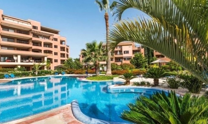 Paphos Apartment | Superstar free Internet free welcome pk