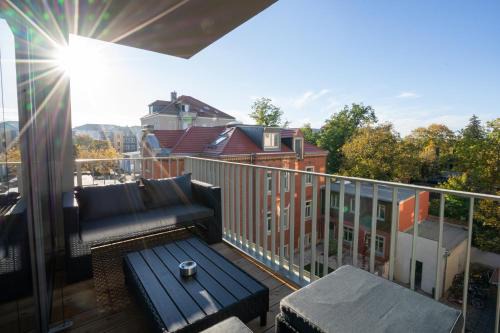Friedrichstadt Apartment | Supreme City Dream mit Terrasse und Parkplatz - 110m²