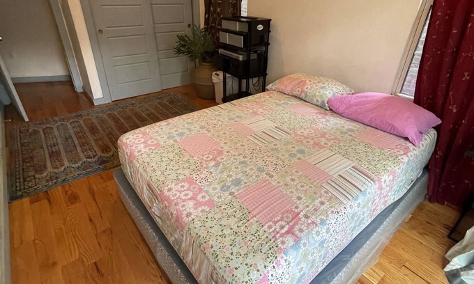 Cypress Hills Apartment | Supreme rental
