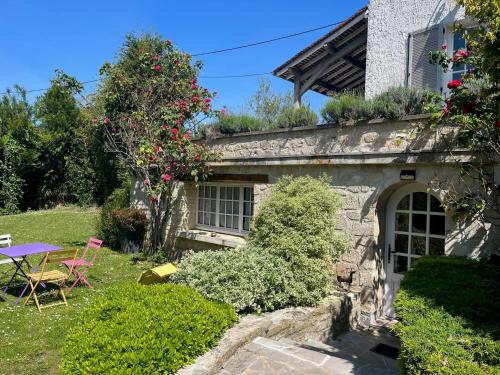 Champagne-sur-Oise Bed & Breakfast | Sur la route des peintres