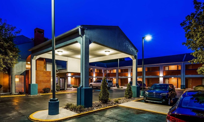 Kansas City Hotel | SureStay by Best Western Kansas City Country Inn North