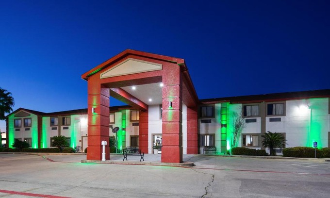 Orange Hotel | SureStay Hotel by Best Western Orange