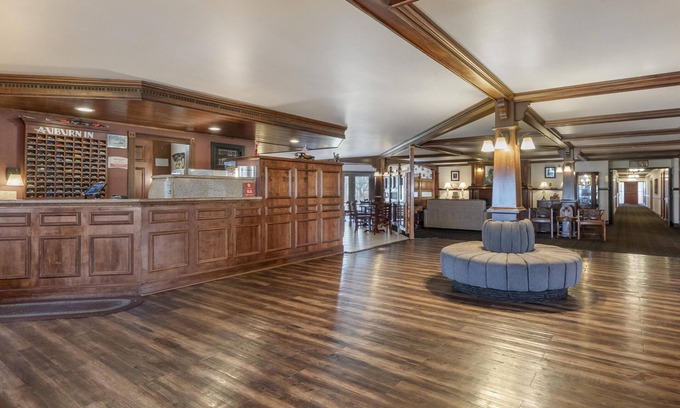 Auburn Hotel | SureStay Plus Hotel by Best Western Auburn