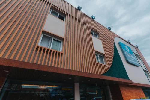 Malabanias Hotel | SureStay Studio by Best Western Clarkview Angeles City