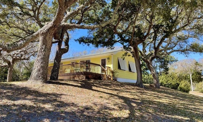 Pine Knoll Shores House | Surf/Break, Soundside House in Pine Knoll Shores, NC!