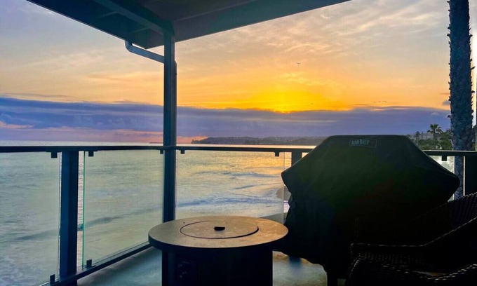 Capistrano Beach House | Surf, Sandpipers & Sunsets -Dana Pt.
