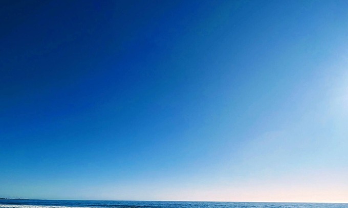 Singleton House | Surf Stay 3 Bedroom house 300m from the beach, Tennis court, Lawn Bowls and oval