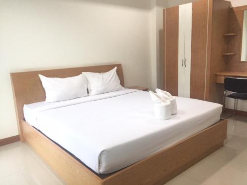 Surin Hotel | Surin Mansion