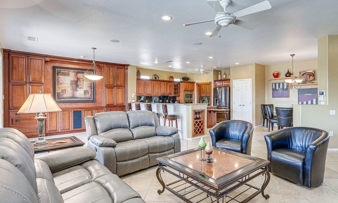 Surprise House | Surprise Home in Golf Community w/Private Pool!