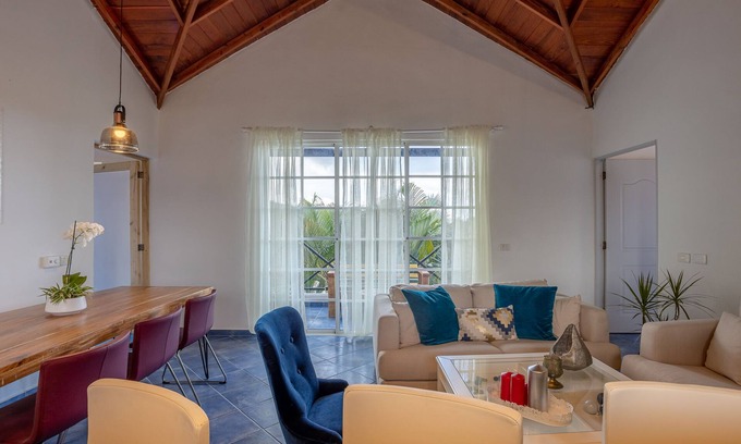 El Centro Condo | surrounded by palms, Rural, Family Friendly, Centric,Comfortable, Moutain view.