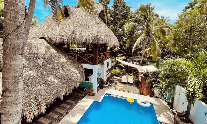 El Zonte Hotel | THE BEACH BREAK HOTEL