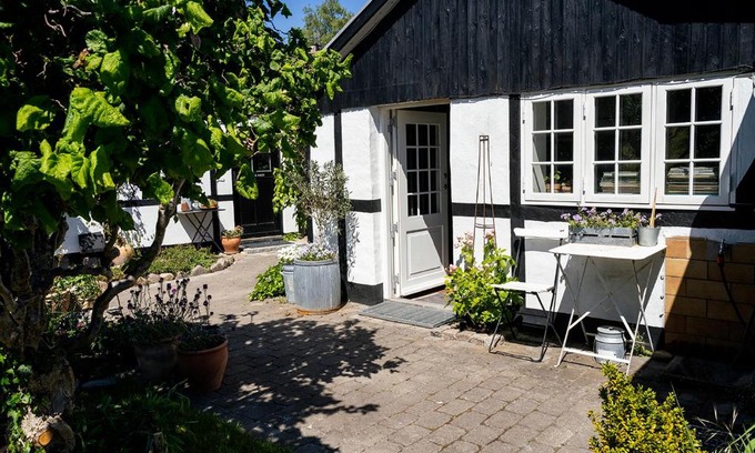 Roskilde Bed & Breakfast | Svenskebakken Bed & Breakfast