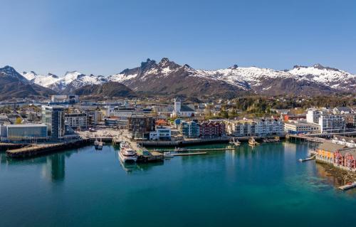 Svolvaer Apartment | Svolvær Harbour Sea View Apt