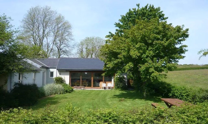 Kilgetty House | Swallow cottage