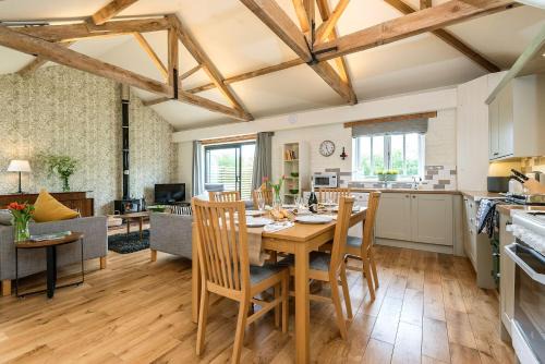 Sculthorpe House | Swallow
