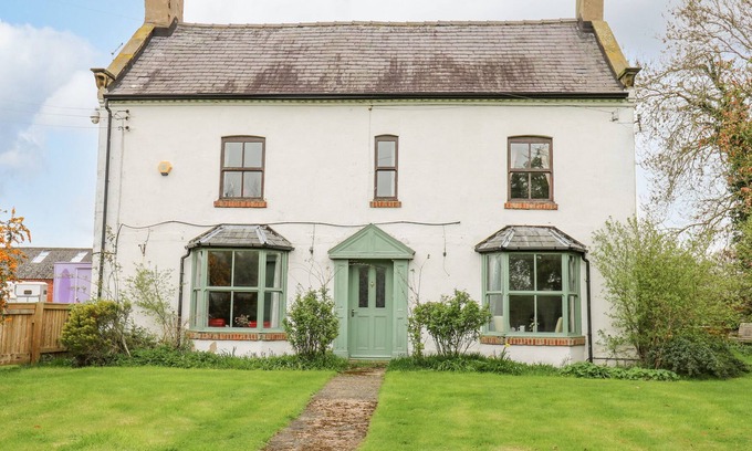 Kirk Sandall Other | SWALLOWS FARM, character holiday cottage in Stainforth, Doncaster