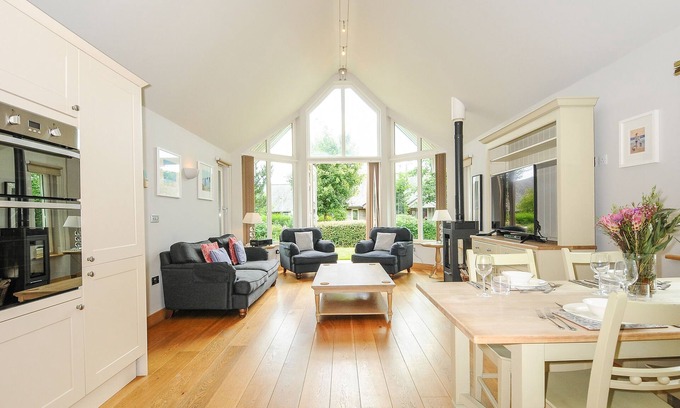Eleighwater Cottage | Swandown, 3 Blackdown