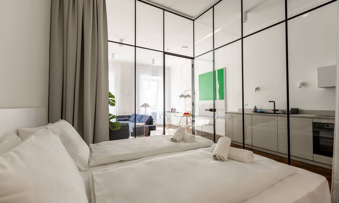 Ljubljana Old Town Apartment | Swanky residence, premium bright apartment, 4 stars, city centre, free parking